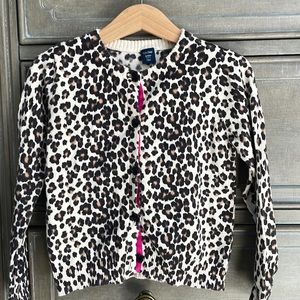 ✨3/$15 Gap cheetah print cardigan